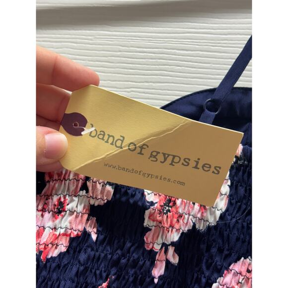 NWT Band of Gypsies Size Small Blue Floral Spaghetti Strap Padded Romper - Picture 7 of 7